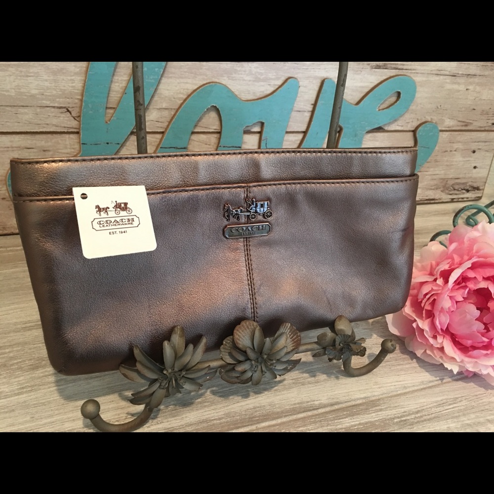 Coach Madison Leather Zip Clutch